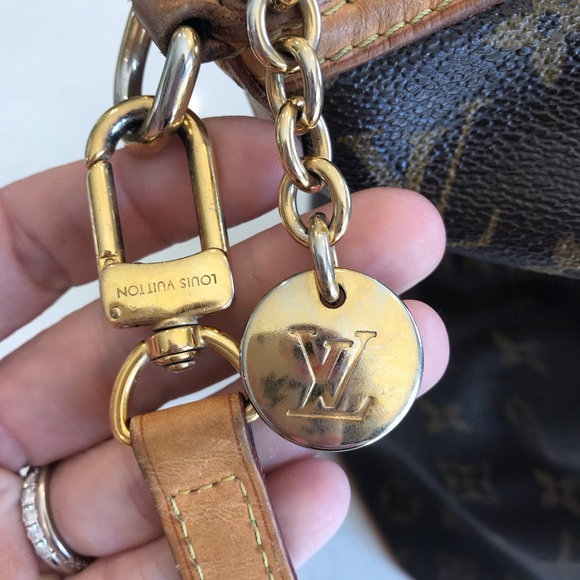 Louis Vuitton Monogram Palermo GM Handbag. - Picture 7 of 8